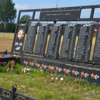 Мемориал павшим землякам в п. Нювчим