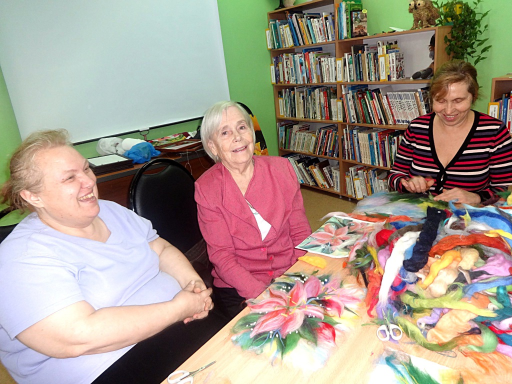 Rukodelnizy1.jpg Rukodelnizy1.jpg