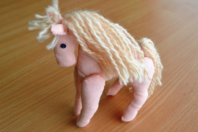 Semya_Yurkovskih.jpg Semya_Yurkovskih.jpg