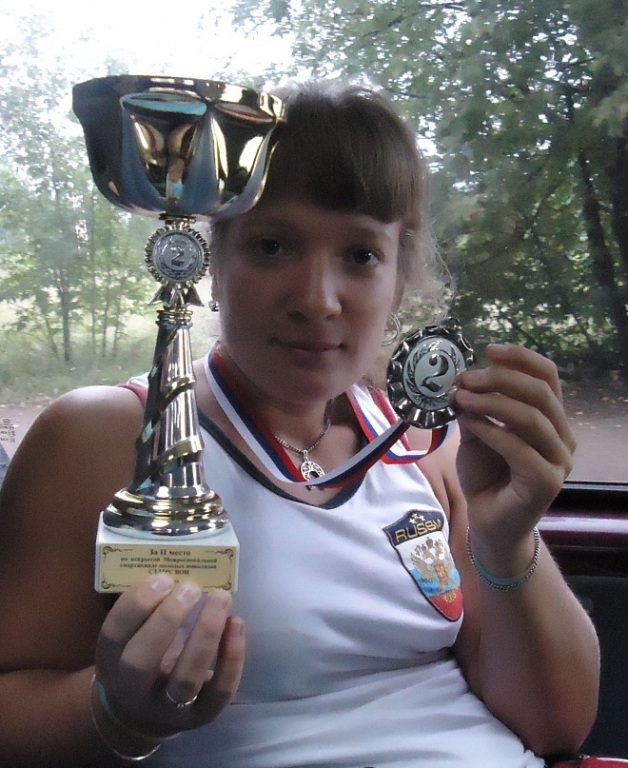 galya_nagrada_2011.jpg galya_nagrada_2011.jpg