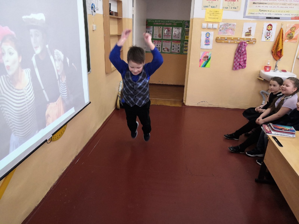 bR00UdORd20.jpg bR00UdORd20.jpg