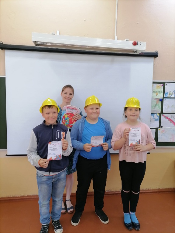 dYay993RyHg.jpg dYay993RyHg.jpg