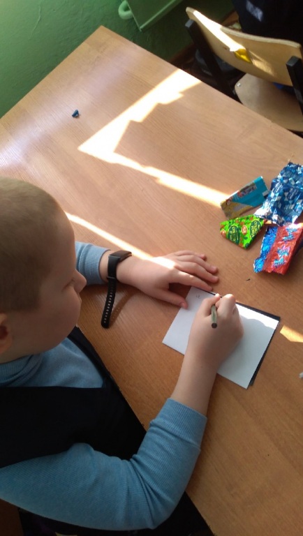 BMeuBs0INag.jpg BMeuBs0INag.jpg