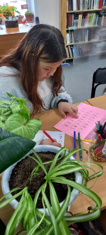 ane6g_1.jpg ane6g_1.jpg