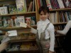 Знакомство школьников с библиотечными каталогами в Яснегской библиотеке-филиале.