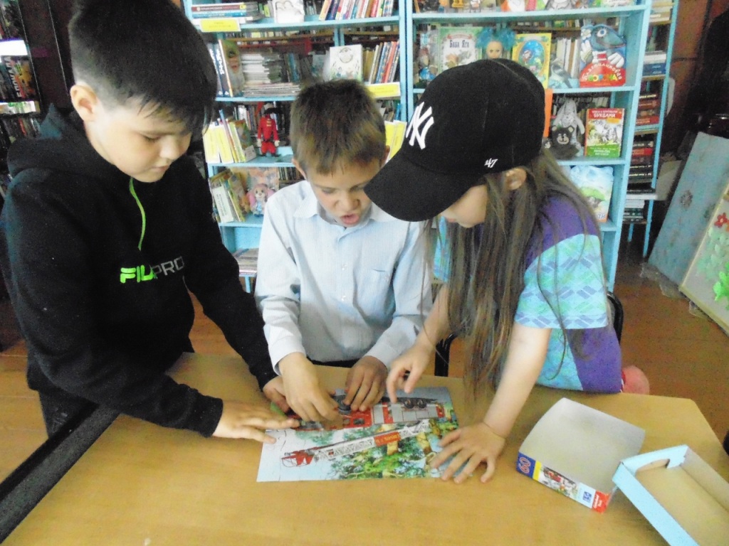 7COlue9M-Lg_1.jpg 7COlue9M-Lg_1.jpg