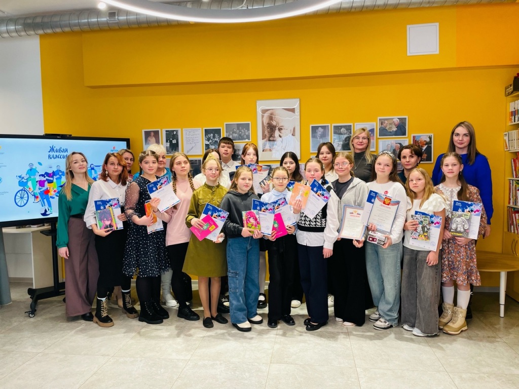 JW2XZhbacG4_1.jpg JW2XZhbacG4_1.jpg