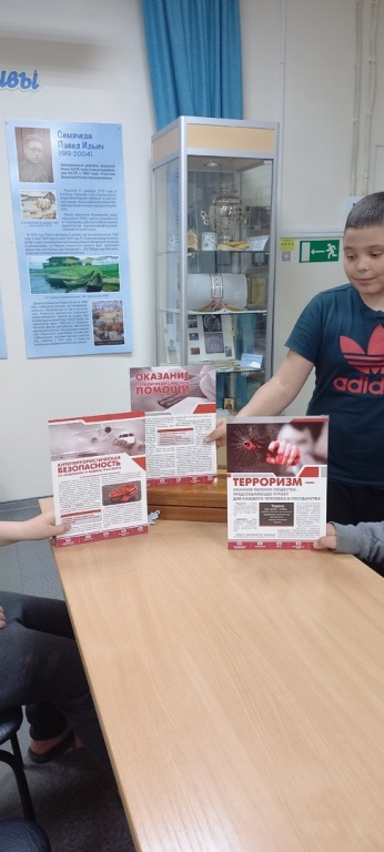 jhPWWQ_0X1M_1.jpg jhPWWQ_0X1M_1.jpg