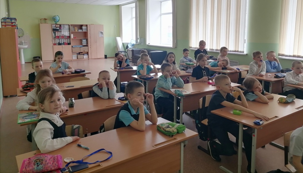 KVfKplDJ-Y0.jpg KVfKplDJ-Y0.jpg