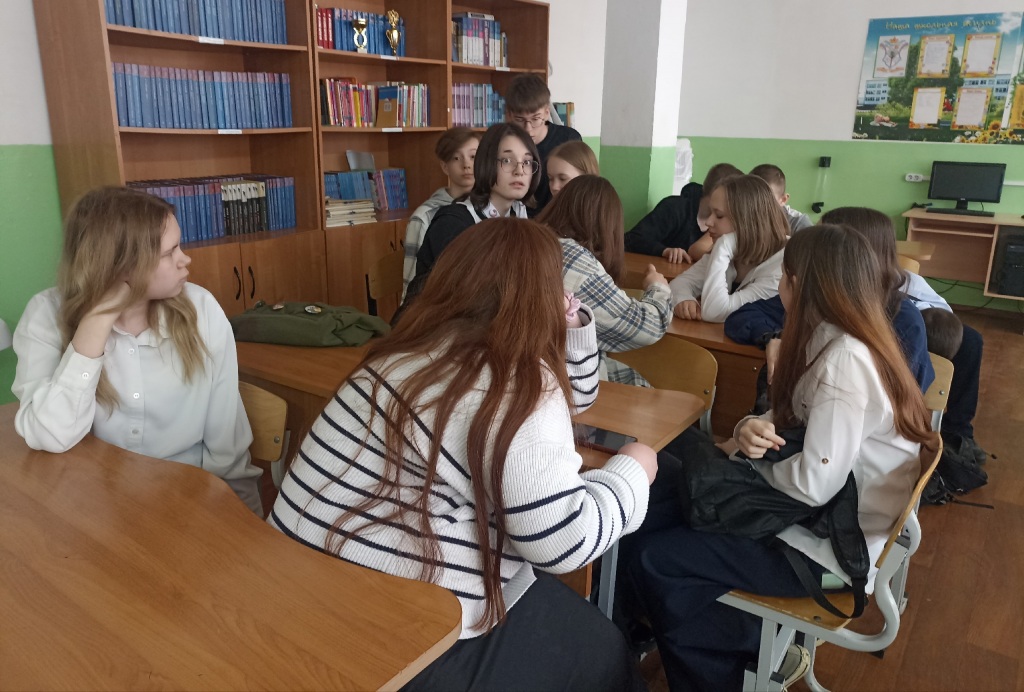 Kcmb7vxLrmE.jpg Kcmb7vxLrmE.jpg